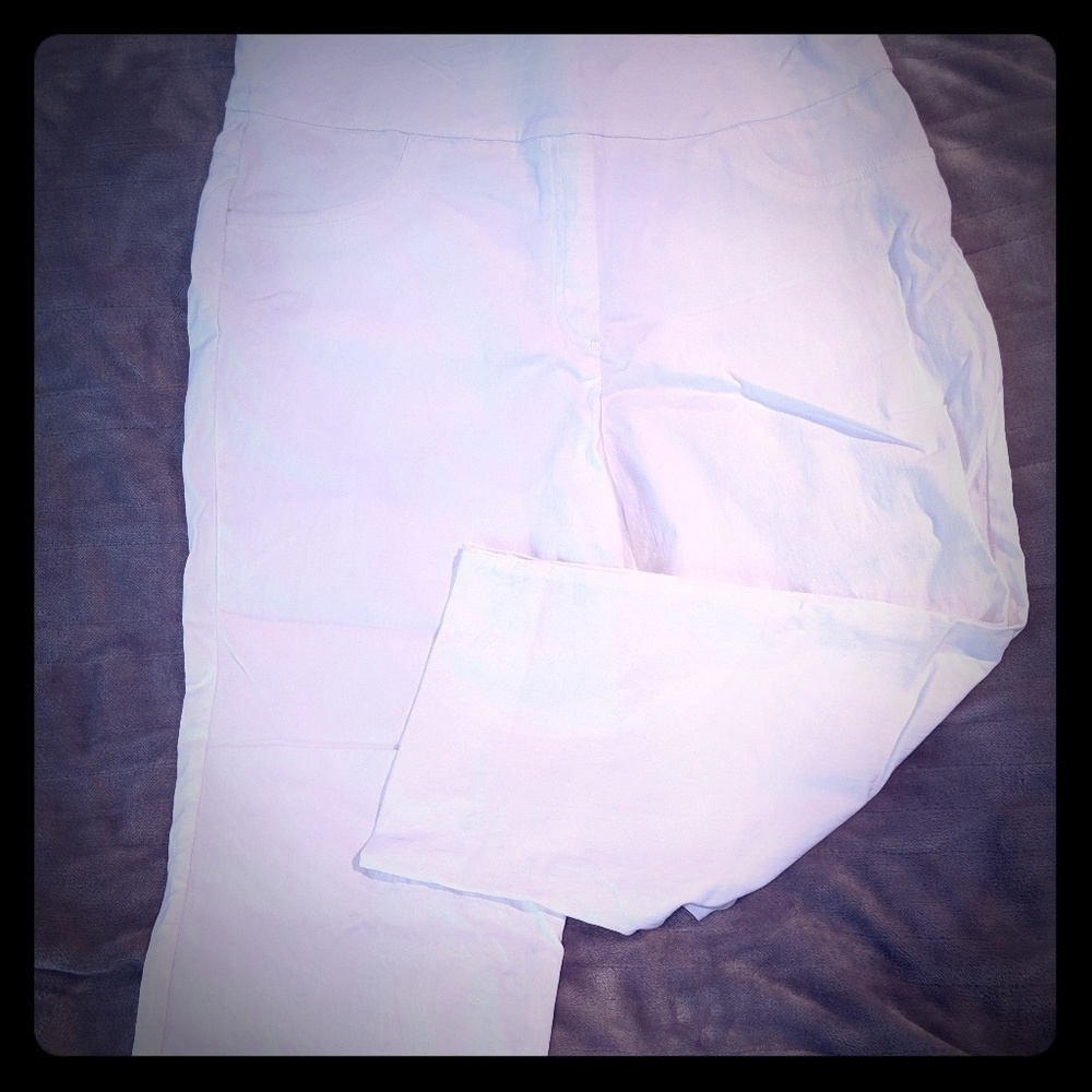 White capri pants